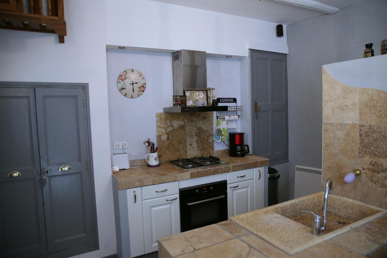 Le Bastidon De Louis, L'Isle Sur La Sorgue Villa Esterno foto